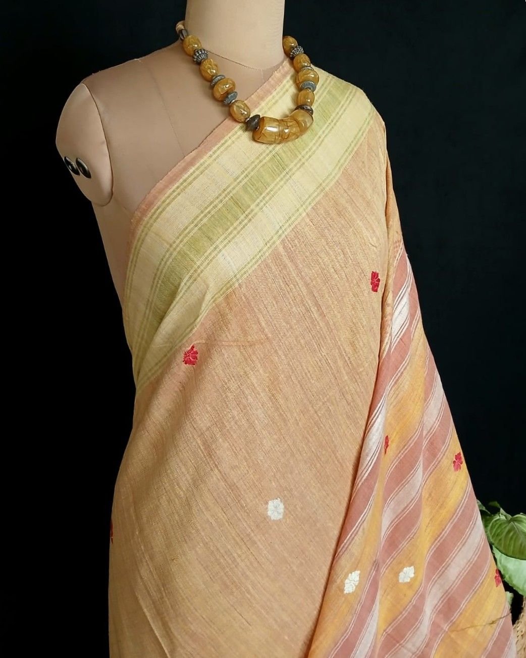 Ahimsa Eri Silk saree from Sualkuchi in Assam - (AESS0008) - Image 3