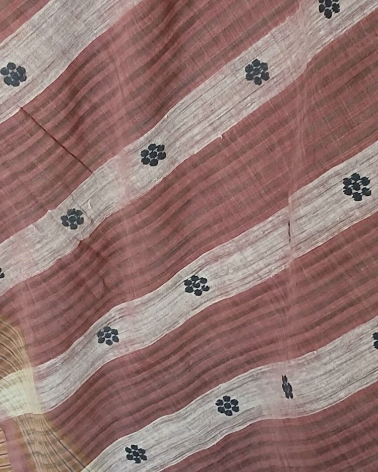 Ahimsa Eri Silk saree from Sualkuchi in Assam - (AESS0007) - Image 7