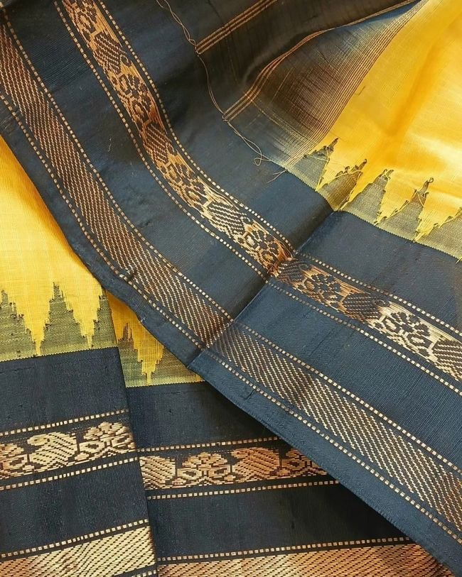 Gadwal Saree in Cotton with Silk Borders and Palla - (GKHS0001) - Image 7