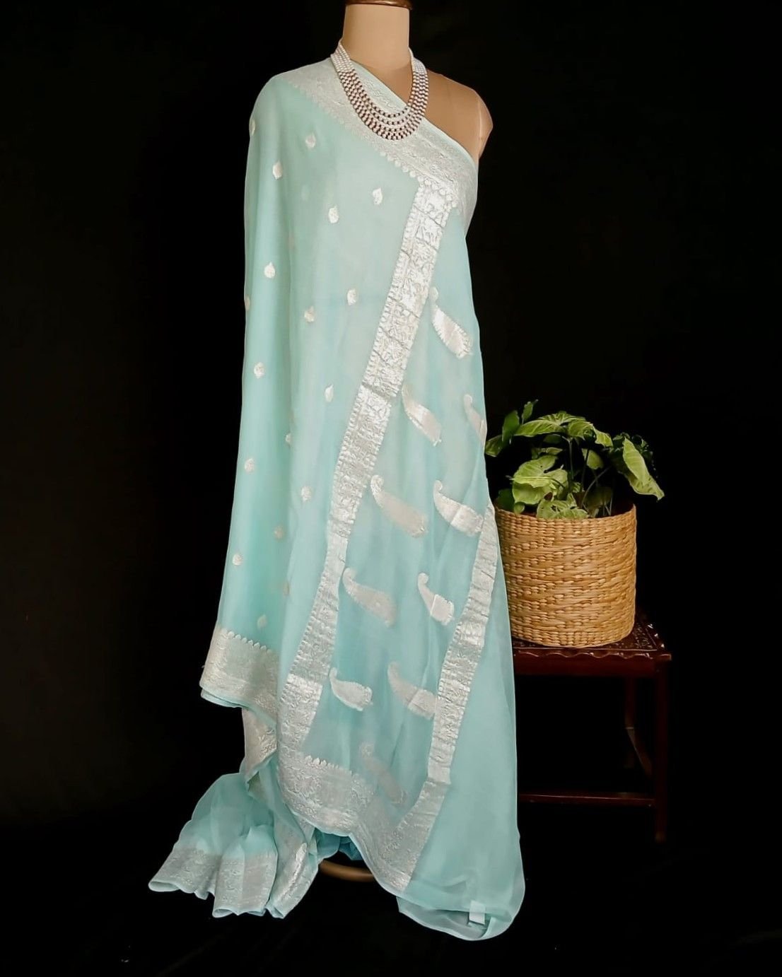 Georgette Pure Silk Handweave from Banaras – (GBHS1023) - Image 7