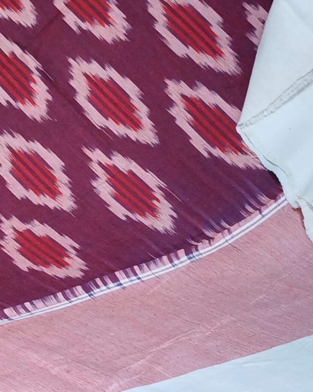 Ikat Cotton Double Bedsheet Set with Pillowcases - (BDST1013) - Image 2