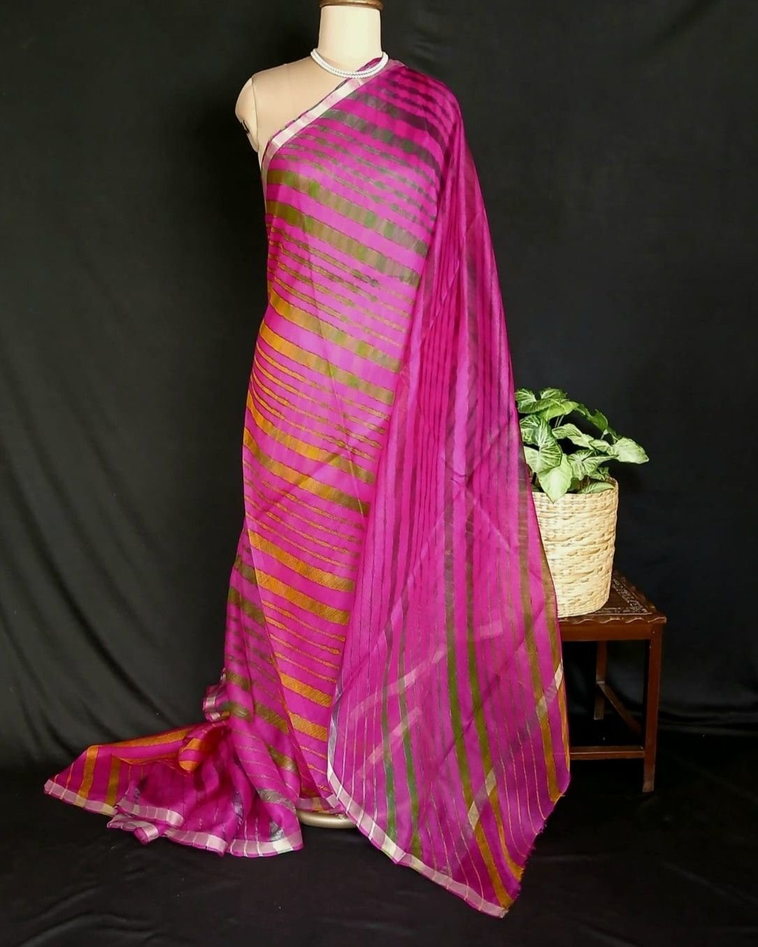 Hand tie-dye Leheriya on Kota Silk (HTKS0049) - Image 2