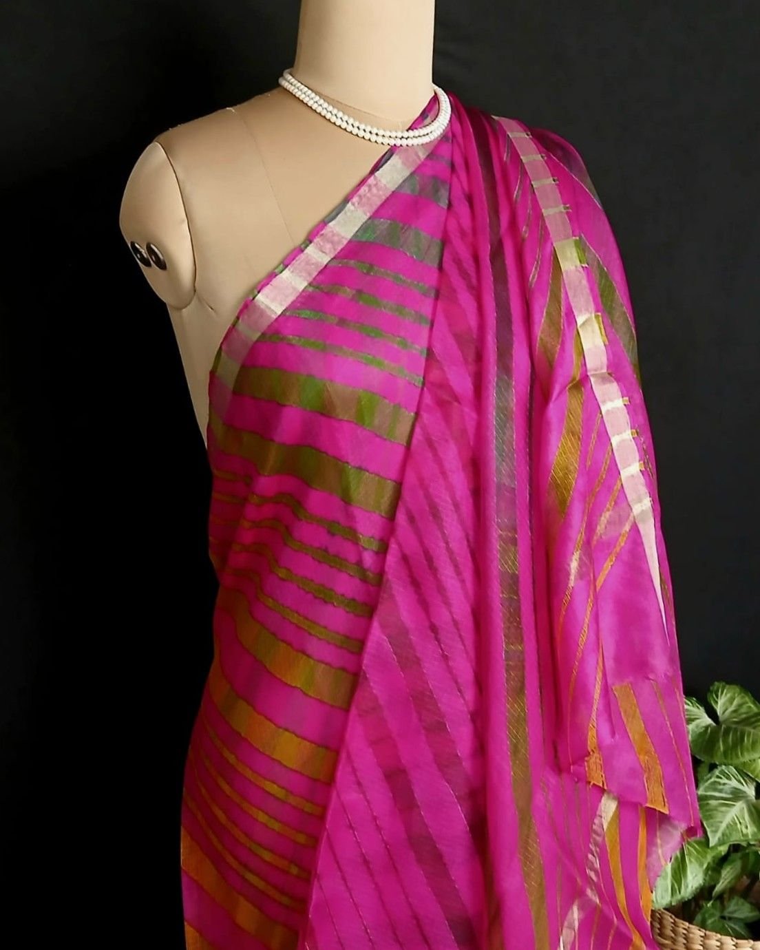 Hand tie-dye Leheriya on Kota Silk (HTKS0049)