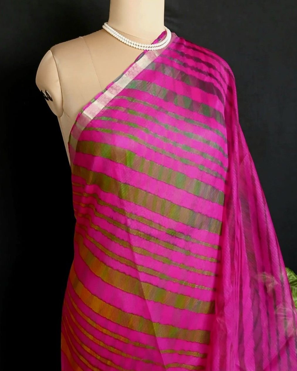 Hand tie-dye Leheriya on Kota Silk (HTKS0049) - Image 5