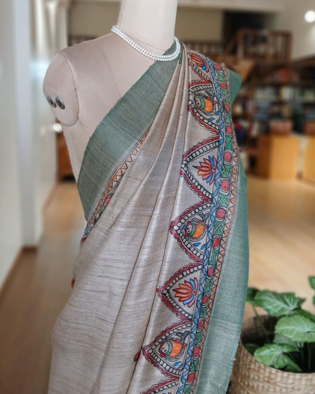 Madhubani on Tussar Silk – (MADT0023) - Image 7