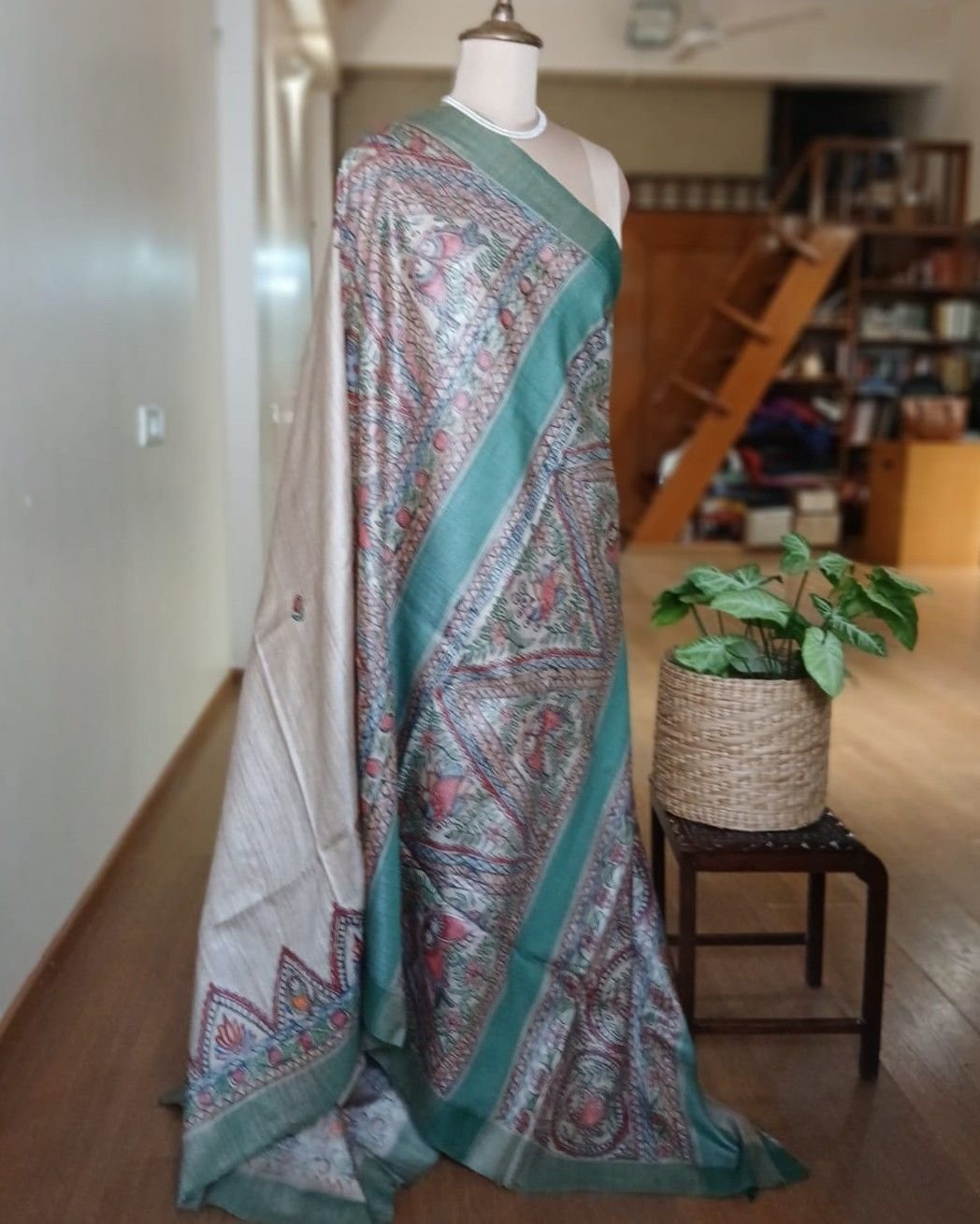 Madhubani on Tussar Silk – (MADT0023) - Image 8