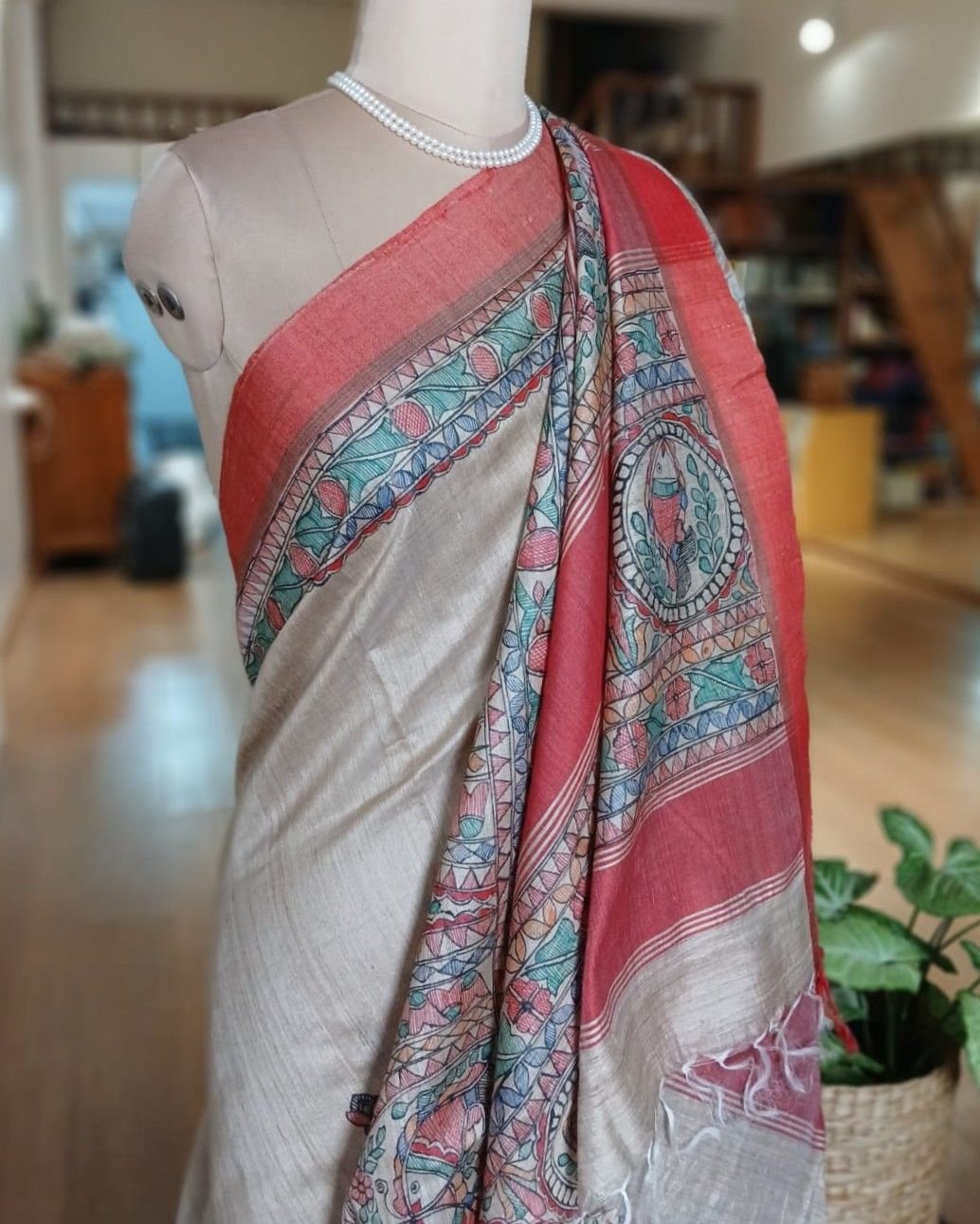 Madhubani on Tussar Silk – (MADT0024) - Image 6