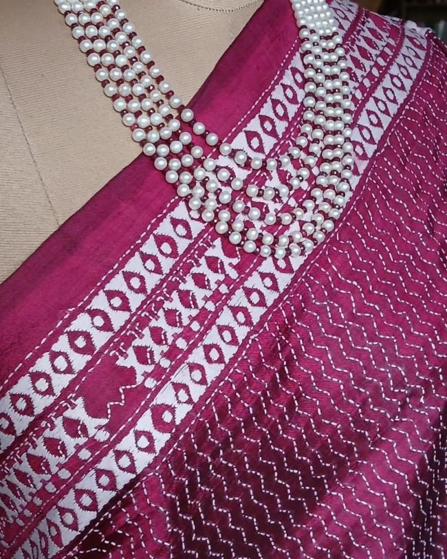 Santiniketan Kantha Saree in pure Bisnupuri Silk – (SNBK1048) - Image 3