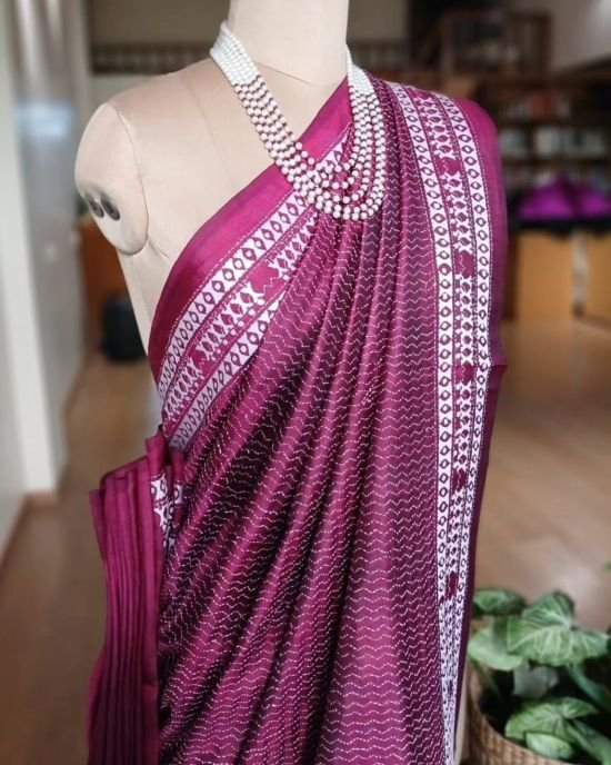 Santiniketan Kantha Saree in pure Bisnupuri Silk – (SNBK1048) - Image 4