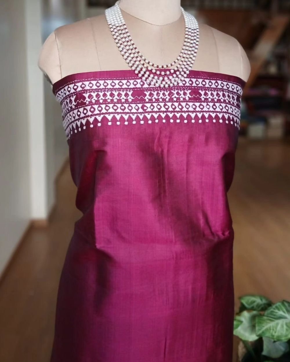 Santiniketan Kantha Saree in pure Bisnupuri Silk – (SNBK1048) - Image 8