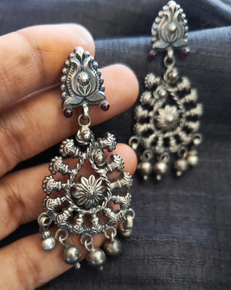 Silver Teardrop Dangler - (STDS0001)