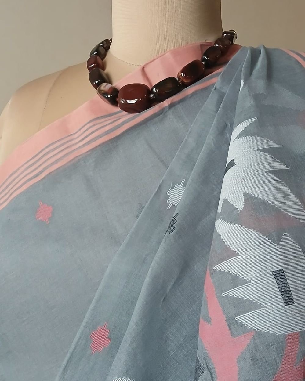 Crisp Cotton Hand Jamdani from Phulia in West Bengal – (CCHJ0015) - Image 6