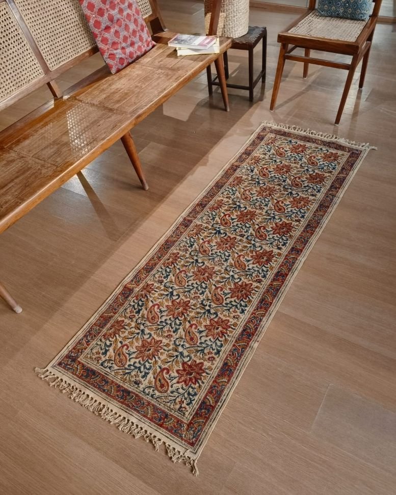 Kalamkari Dhurrie from Warangal (2 x 6 ft) – (NWKD1045) - Image 2