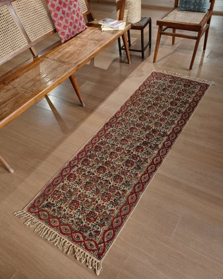 Kalamkari Dhurrie from Warangal (2 x 6 ft) – (NWKD1054) - Image 2