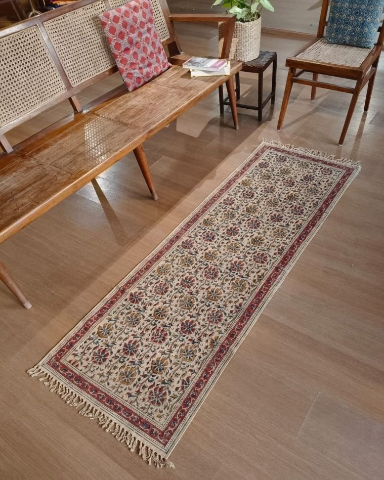 Kalamkari Dhurrie from Warangal (2 x 6 ft) – (NWKD1039) - Image 2