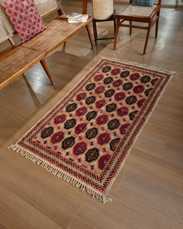 Kalamkari Dhurrie from Warangal (5 x 3 ft) – (NWKD1176) - Image 2