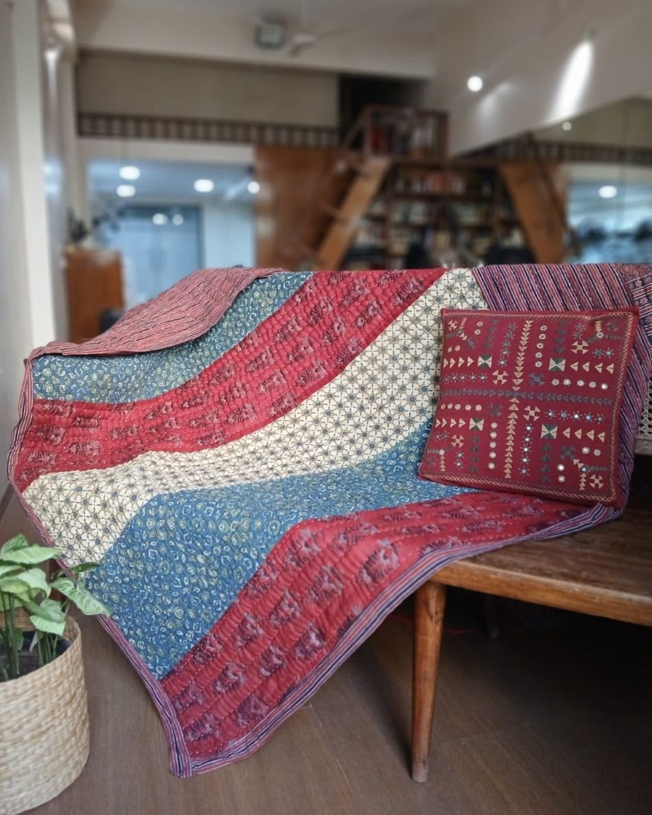 Ajrakh Patchwork Double Razai – (RAZA1002) - Image 4