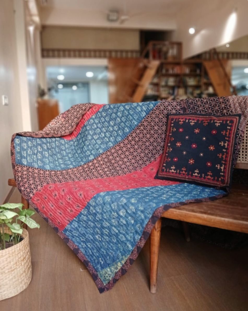 Ajrakh Patchwork Double Razai – (RAZA1003) - Image 2