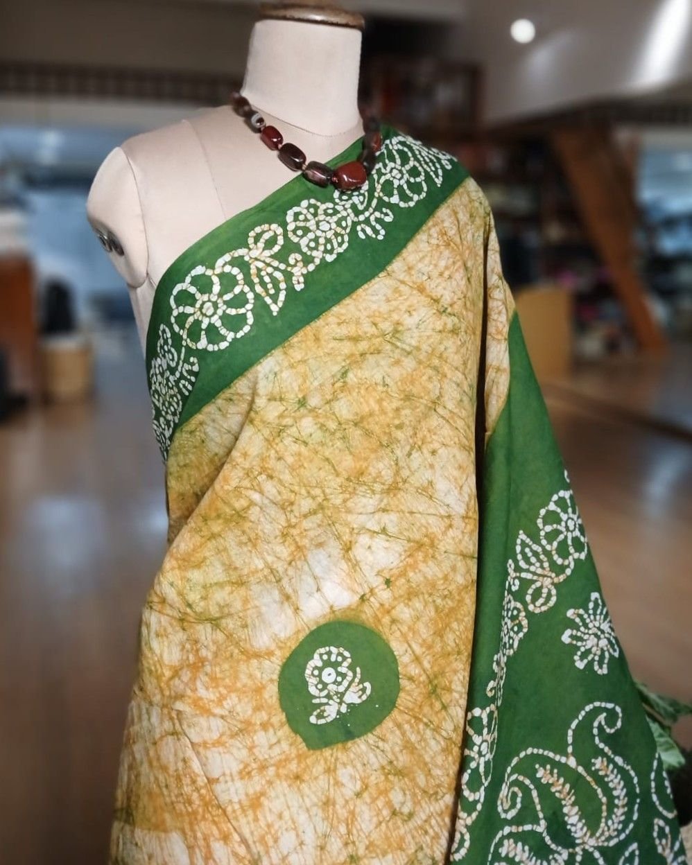 No-Zari Batik Saree from Madurai - (NZBS0018) - Image 2