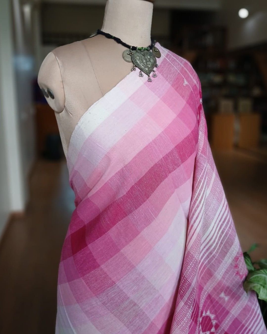Bhujodi Saree handwoven in Kala Cotton – (BHUJ1005) - Image 3
