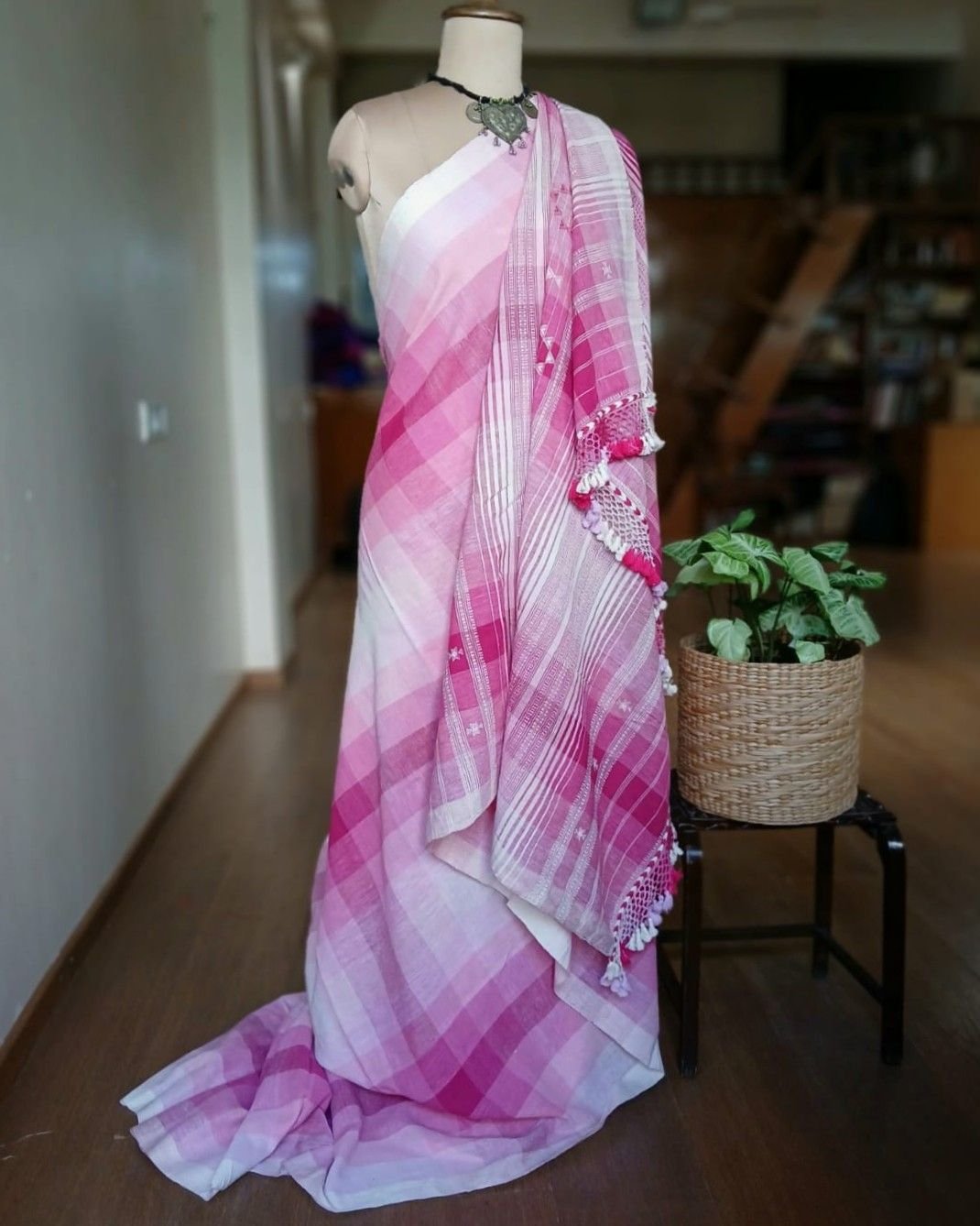 Bhujodi Saree handwoven in Kala Cotton – (BHUJ1005)