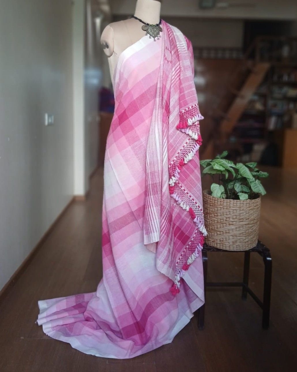 Bhujodi Saree handwoven in Kala Cotton – (BHUJ1009)
