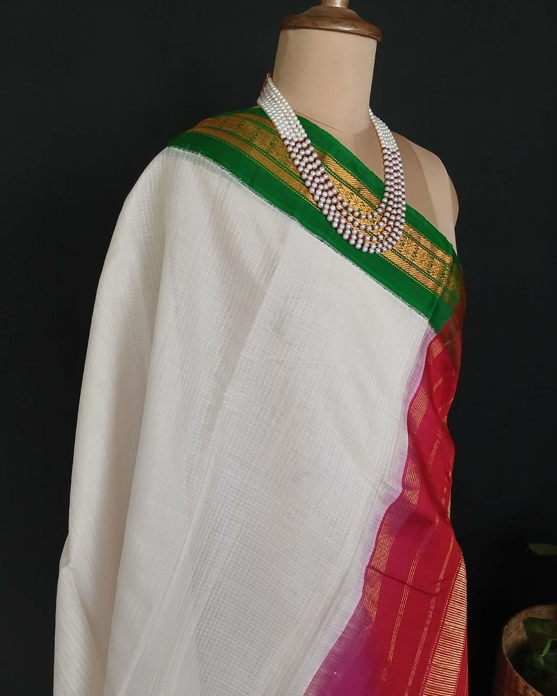 Gadwal Kuttu Technique Handweave Saree - (GKHS0011) - Image 9