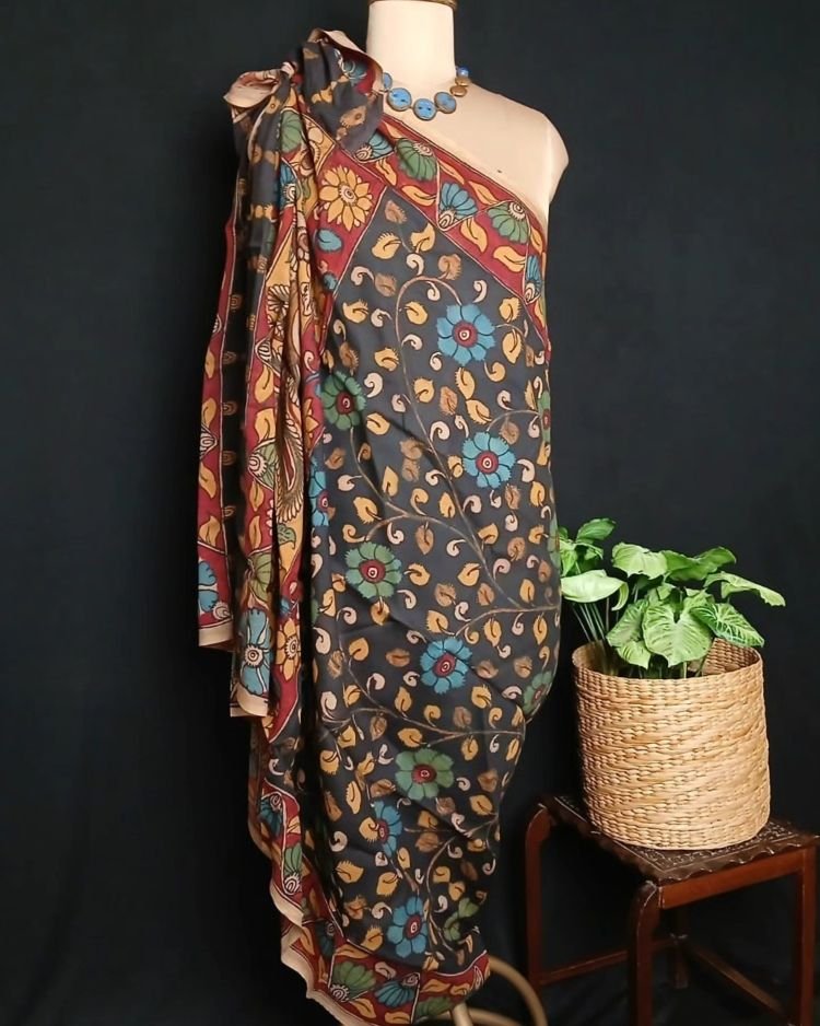 Handpainted Natural Dyes Sarong - (HNDS0003)