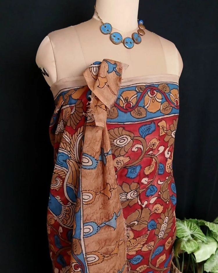 Handpainted Natural Dyes Sarong - (HNDS0004) - Image 8