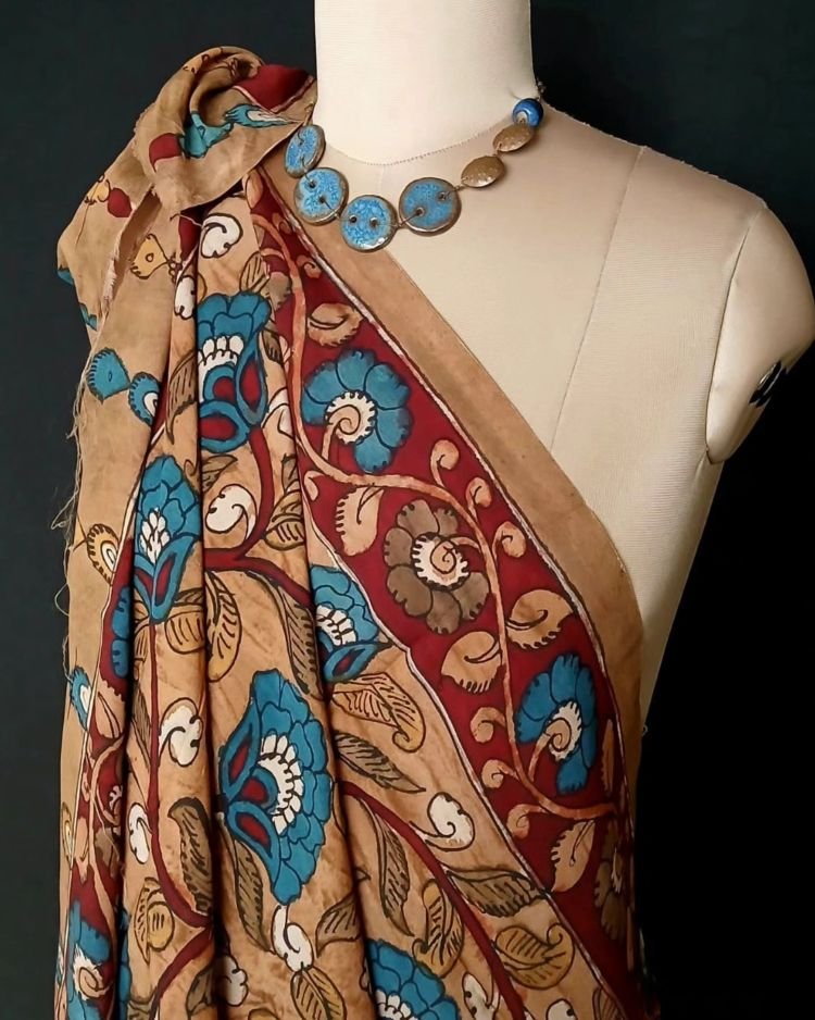 Handpainted Natural Dyes Sarong - (HNDS0005) - Image 2