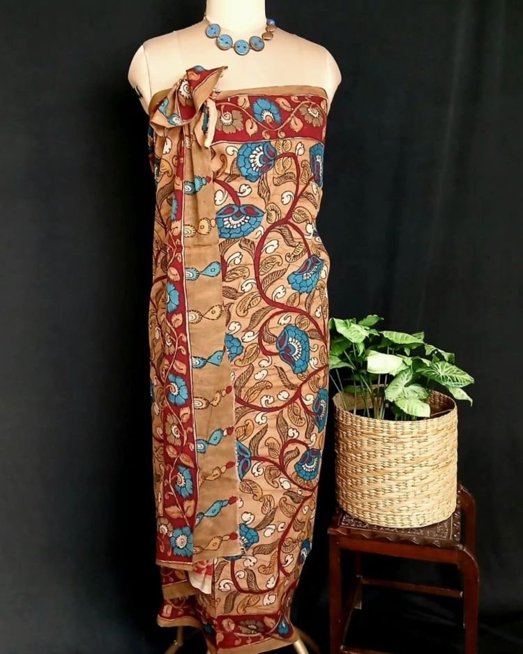 Handpainted Natural Dyes Sarong - (HNDS0005) - Image 7