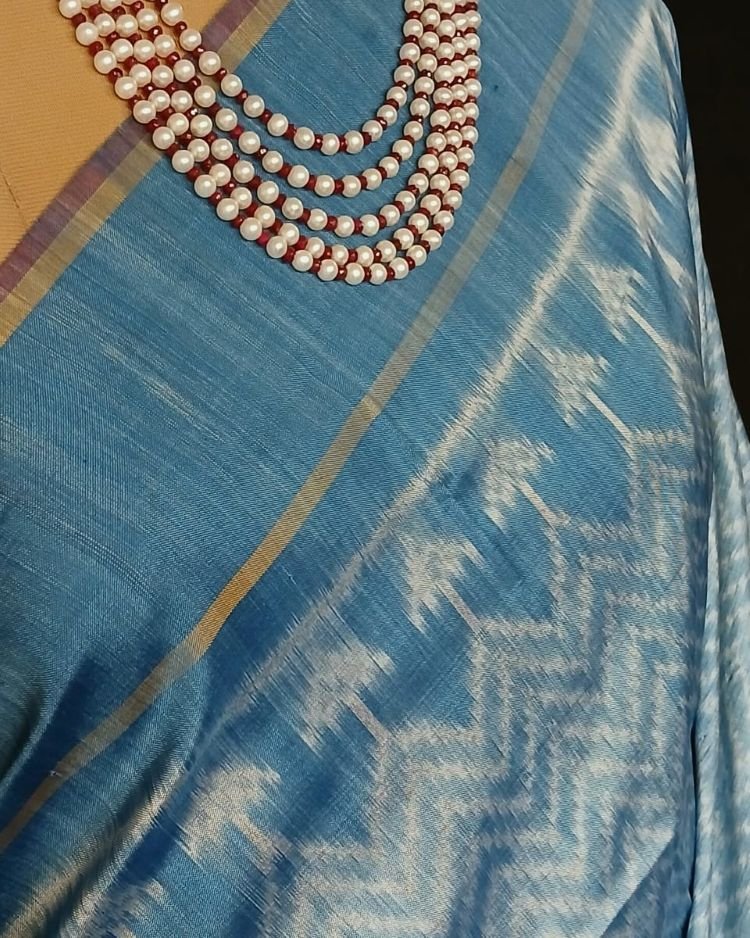 Pure Silk Single Ikat from Telangana in Natural Dyes - (PSSI0001) - Image 3