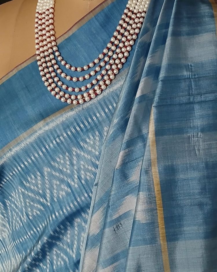 Pure Silk Single Ikat from Telangana in Natural Dyes - (PSSI0003) - Image 7