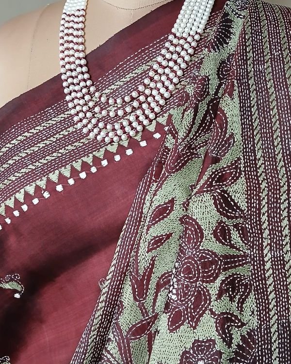 Santiniketan Kantha Saree in pure Bisnupuri Silk – (SNBK1063) - Image 8