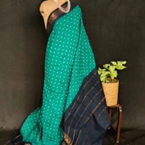 Hand-knotted Madurai Sungudi Cotton Saree - (HKSS0001)