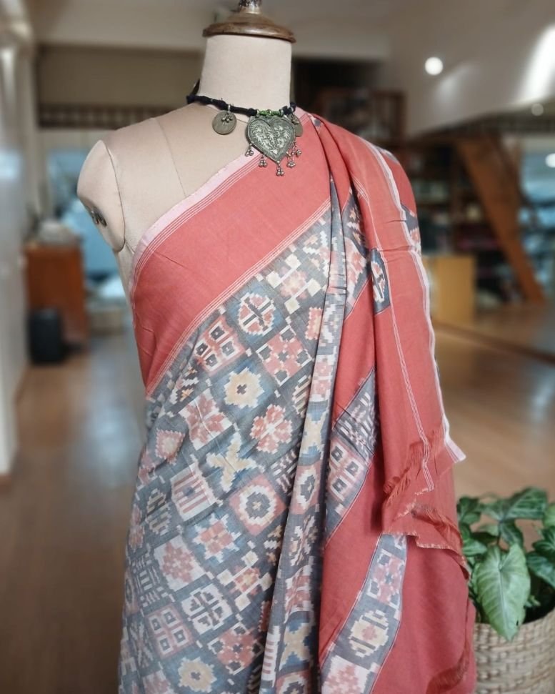 Double Ikat Cotton Handweave Saree (KDCT0002) - Image 9