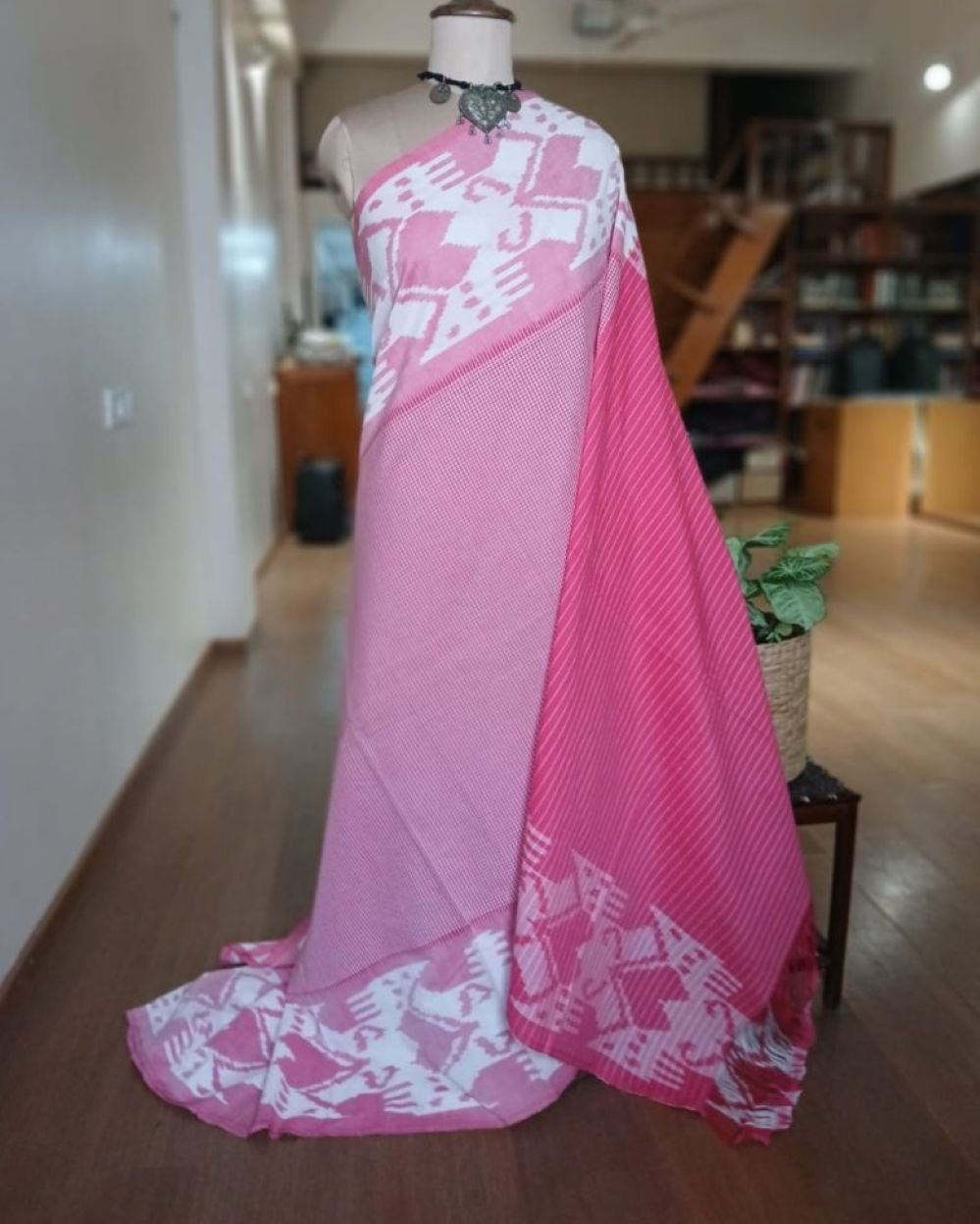 Double Ikat Cotton Handweave Saree (KDCT0004) - Image 2