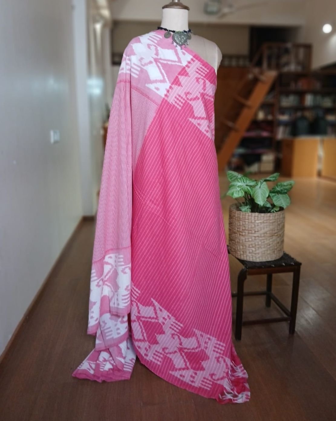 Double Ikat Cotton Handweave Saree (KDCT0004) - Image 9