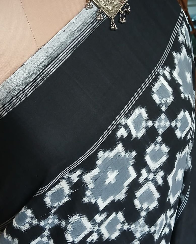 Double Ikat Cotton Handweave Saree (KDCT0007) - Image 4