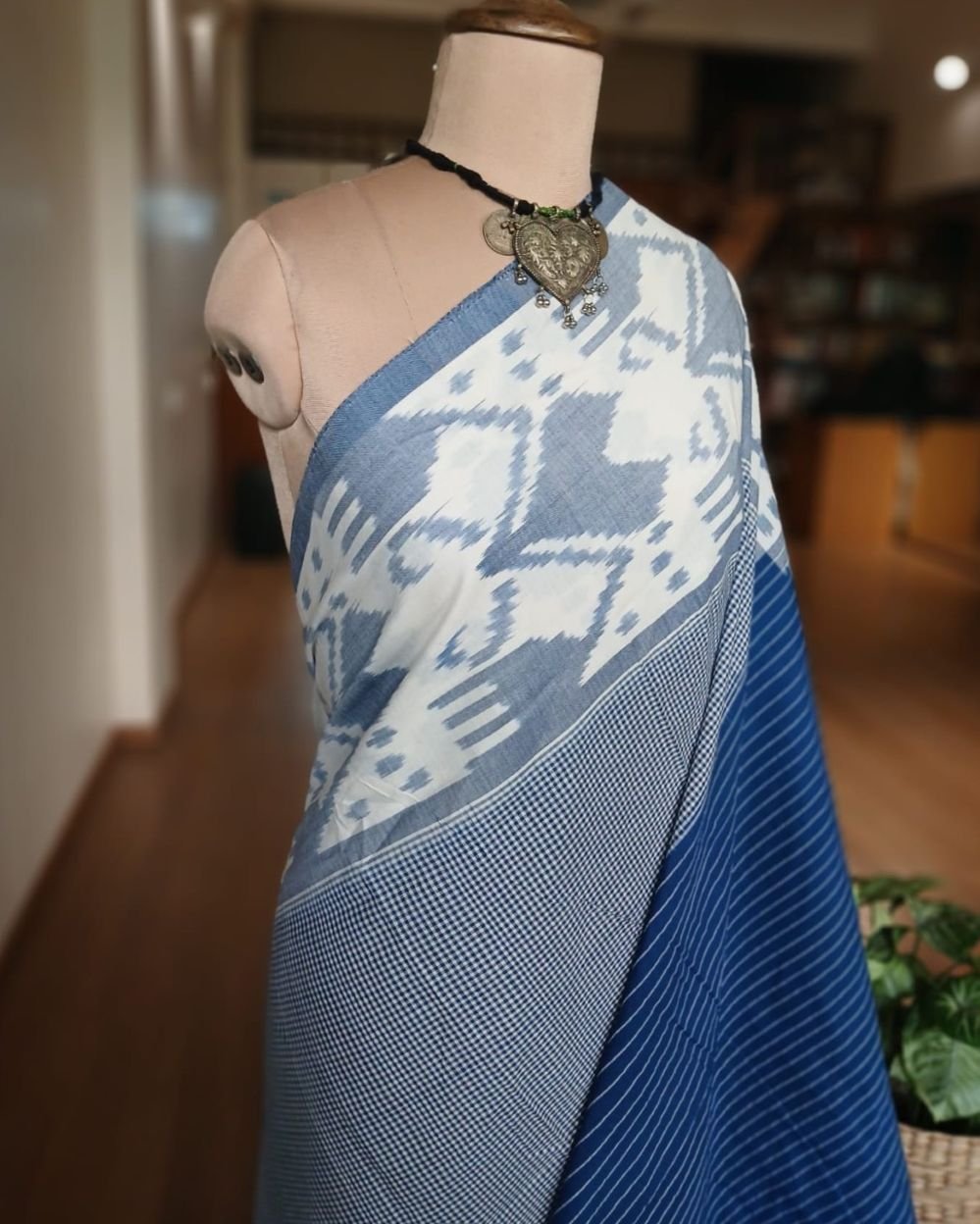 Double Ikat Cotton Handweave Saree (KDCT0005) - Image 3