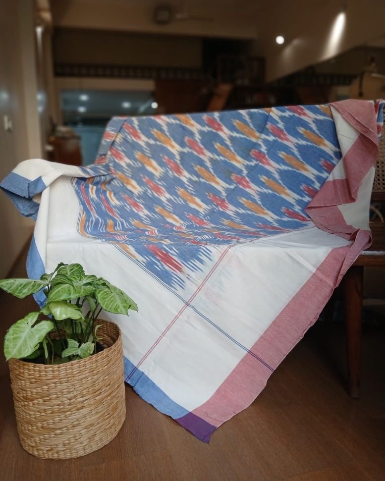 Ikat Cotton Double Bedsheet Set with Pillowcases – (BDST1022)