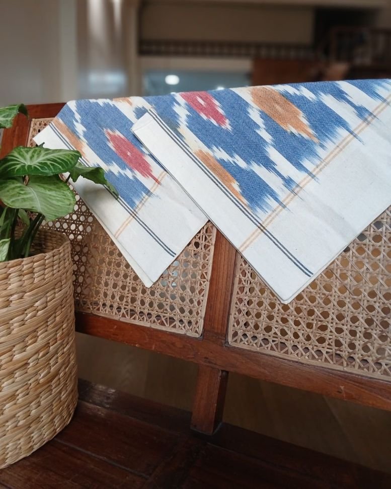 Ikat Cotton Double Bedsheet Set with Pillowcases – (BDST1022) - Image 3