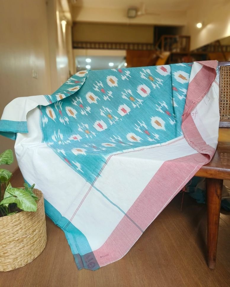 Ikat Cotton Double Bedsheet Set with Pillowcases – (BDST1024)