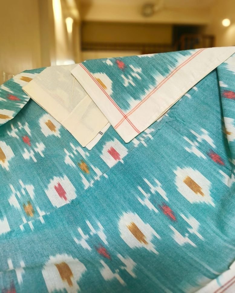 Ikat Cotton Double Bedsheet Set with Pillowcases – (BDST1024) - Image 4