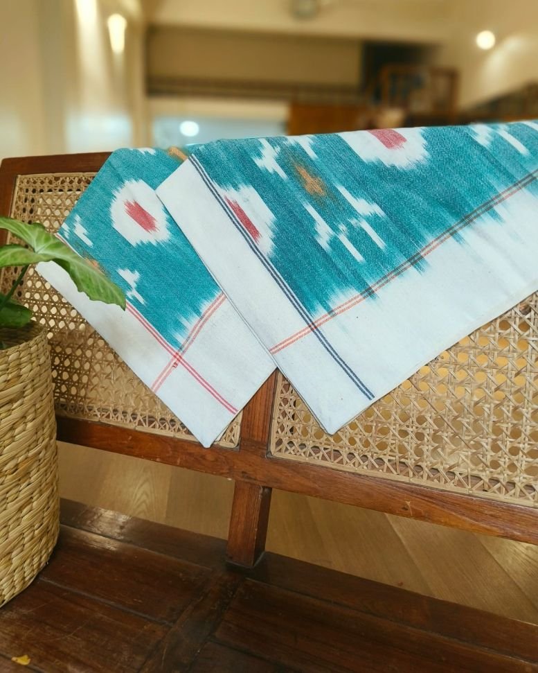 Ikat Cotton Double Bedsheet Set with Pillowcases – (BDST1024) - Image 3