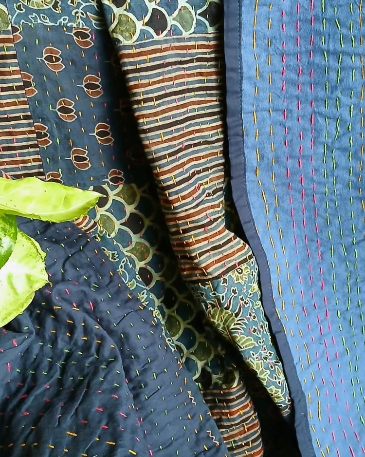 Patchwork Two-Layer Ajrakh Quilt (Godhri) – (APDG0012) - Image 3