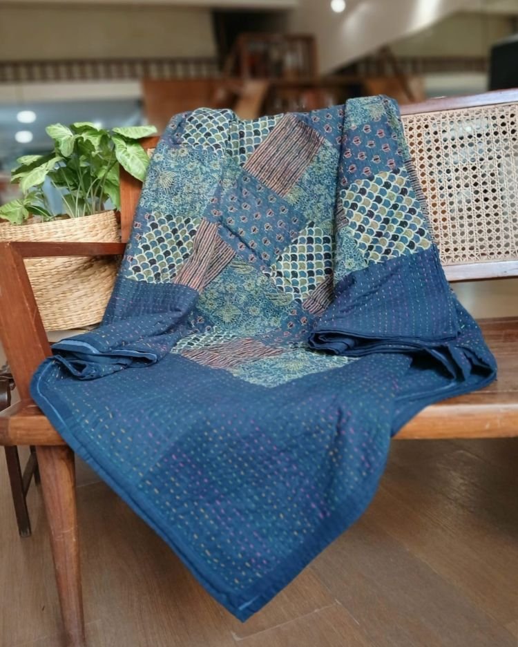 Patchwork Two-Layer Ajrakh Quilt (Godhri) – (APDG0012) - Image 4