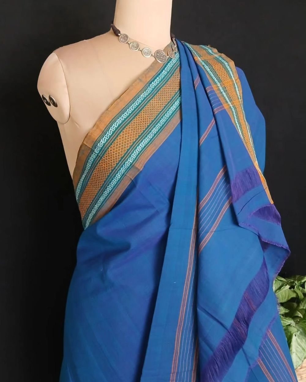 Classic Handwoven 40-count Kandangi from Chettinad - (CHKS0020) - Image 2
