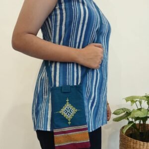 Kasuti Embroidered Mobile Phone Sling Bag-(KSMS0004)