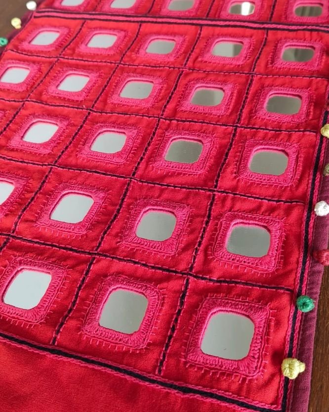 Festive Table Runner with mirrorwork – (FESTRUN007) - Image 4